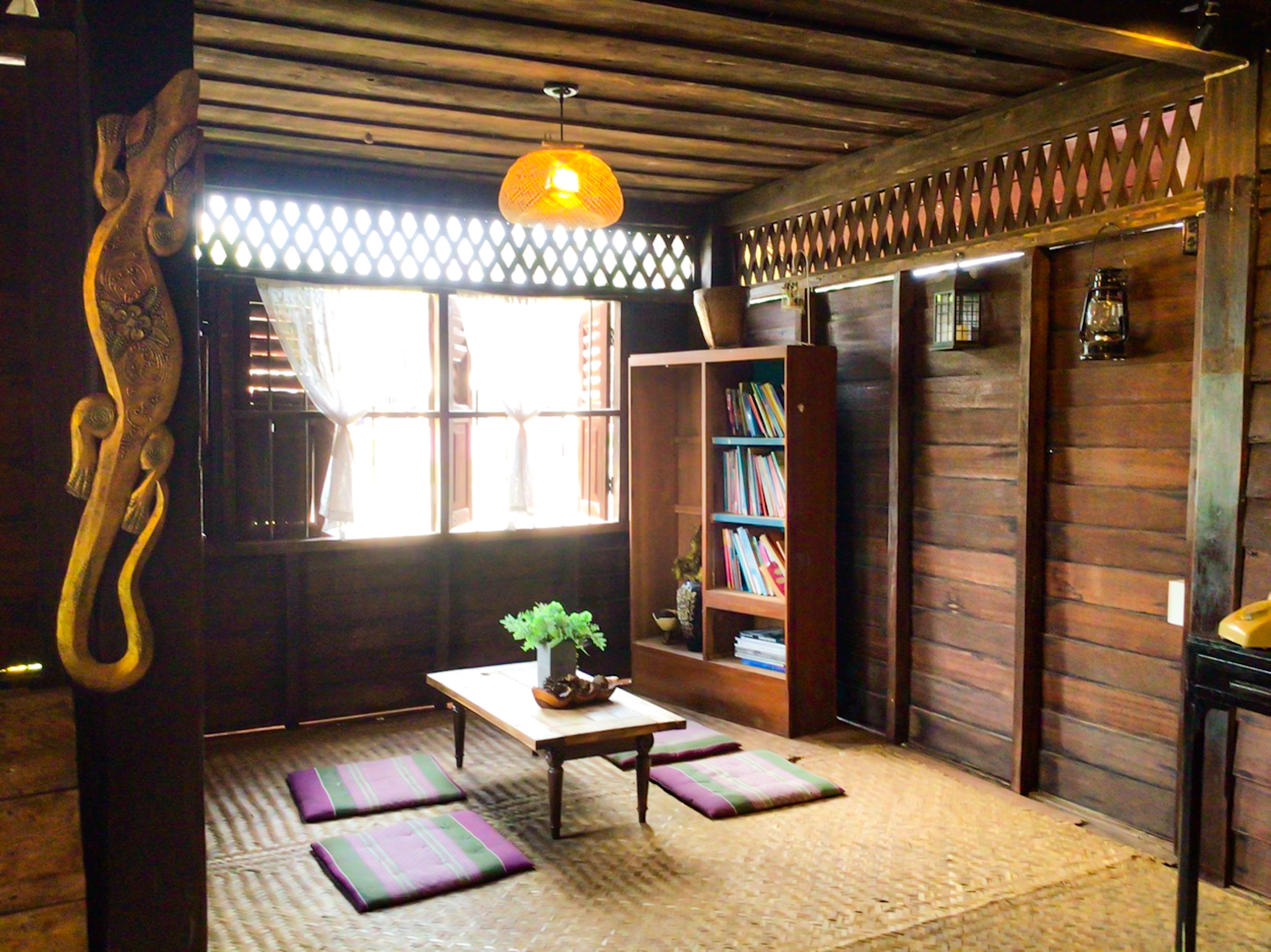 รูปภาพของ ร้านบ้านร้อยปี คาเฟ่ คาเฟ่อบอุ่น เรียบง่าย บ้านเรือนไทยภาคใต้ยกสูง