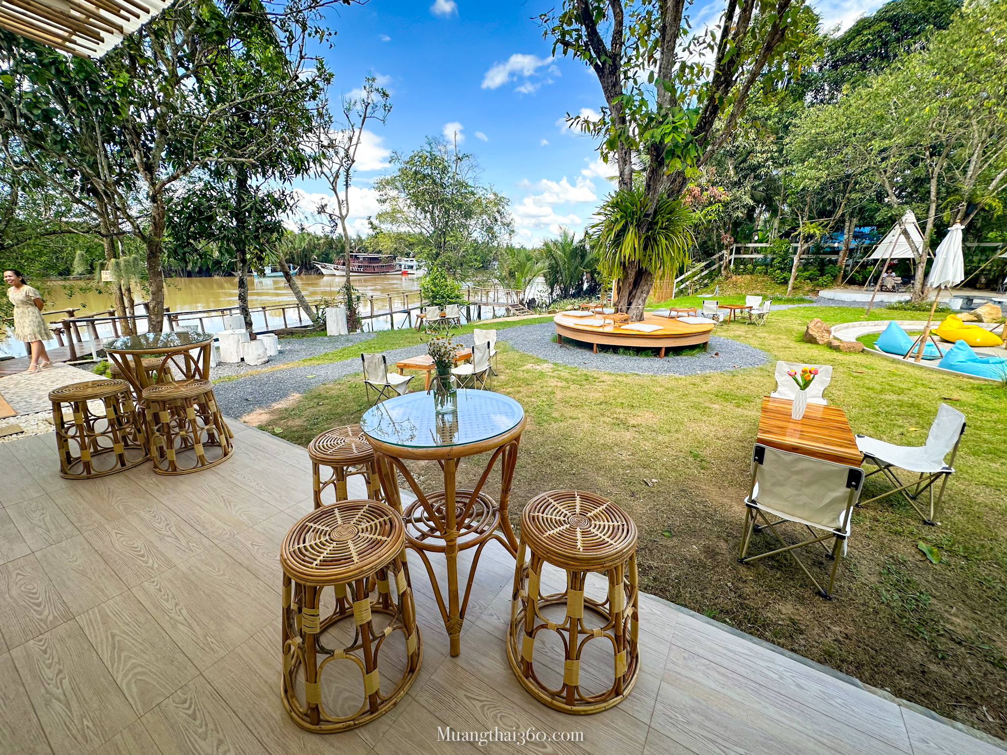 รูปภาพของ Blue Mango View Cafe คาเฟ่ริมแม่น้ำตรัง